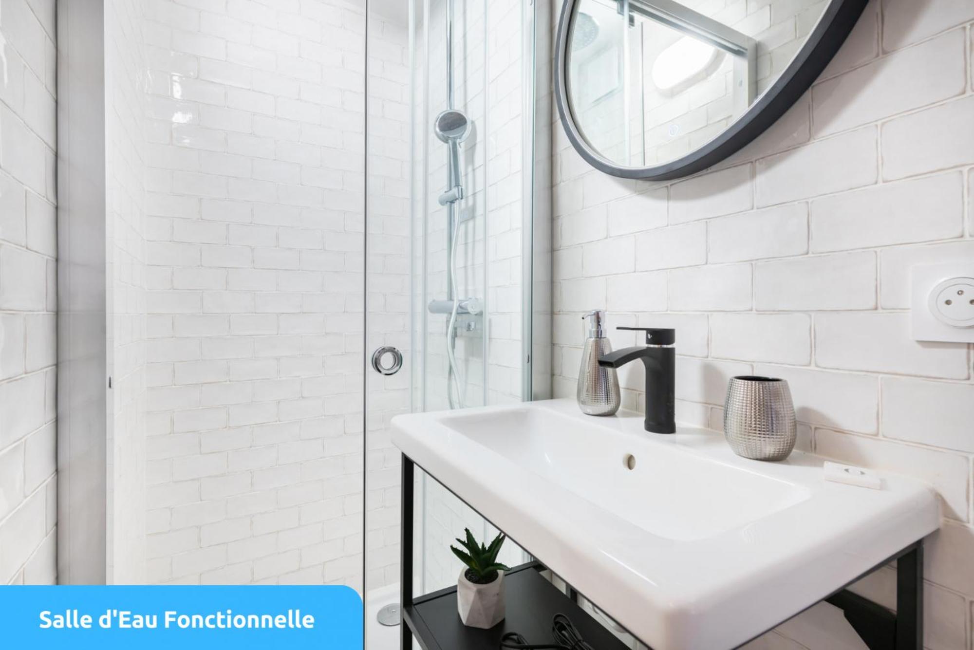 Lou Baou - Calme - Lumineux - Wifi Apartment Gardanne Phòng bức ảnh