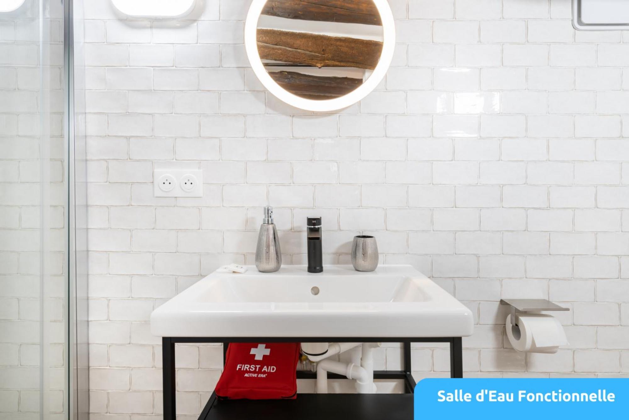 Lou Baou - Calme - Lumineux - Wifi Apartment Gardanne Phòng bức ảnh